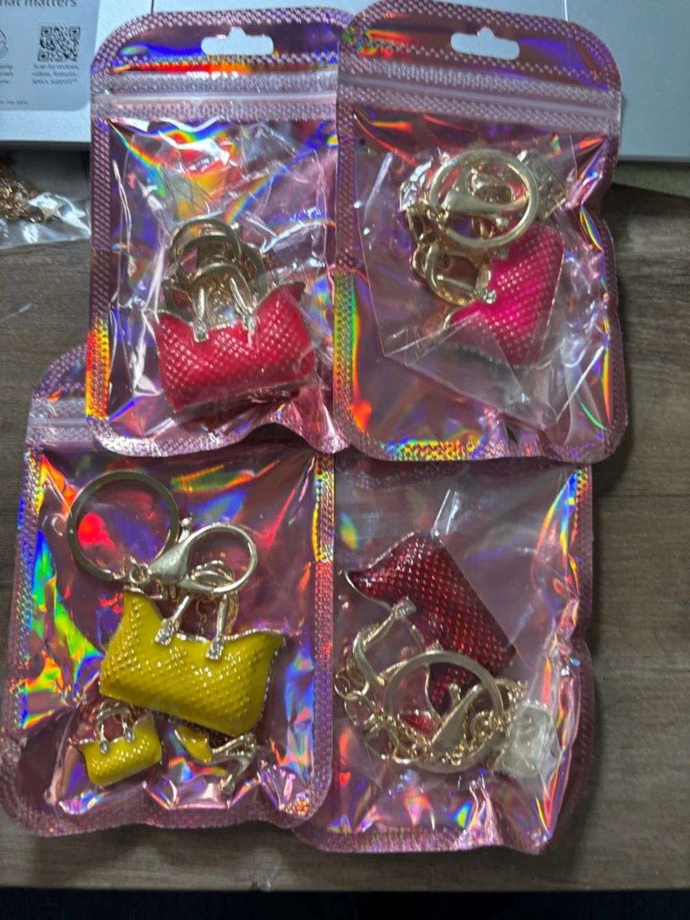 Charm/Keyring - Picture 2 of 7